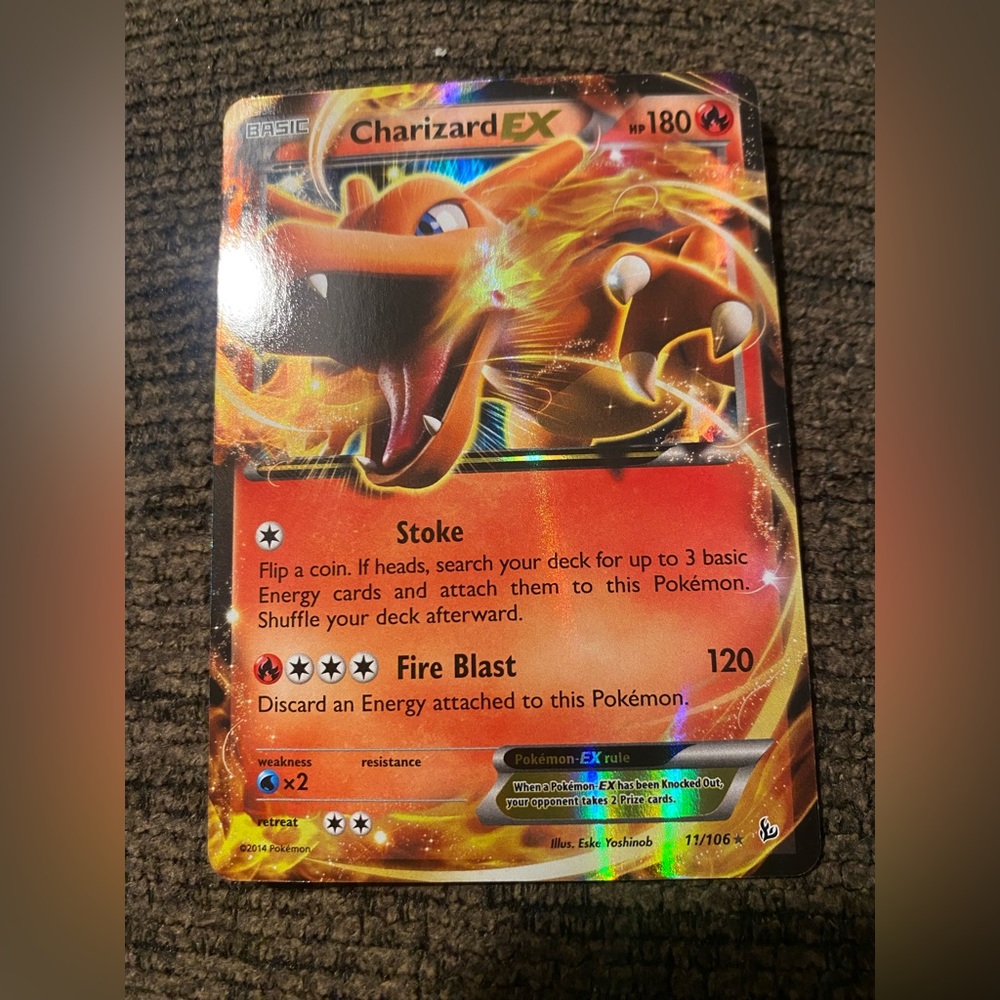 Charizard EX pokémon card